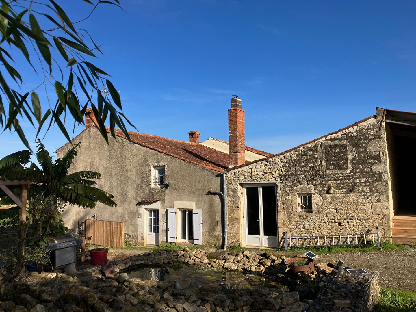 Maison SAINT MICHEL LE CLOUCQ (85200) 10 pièces 250.00 m²