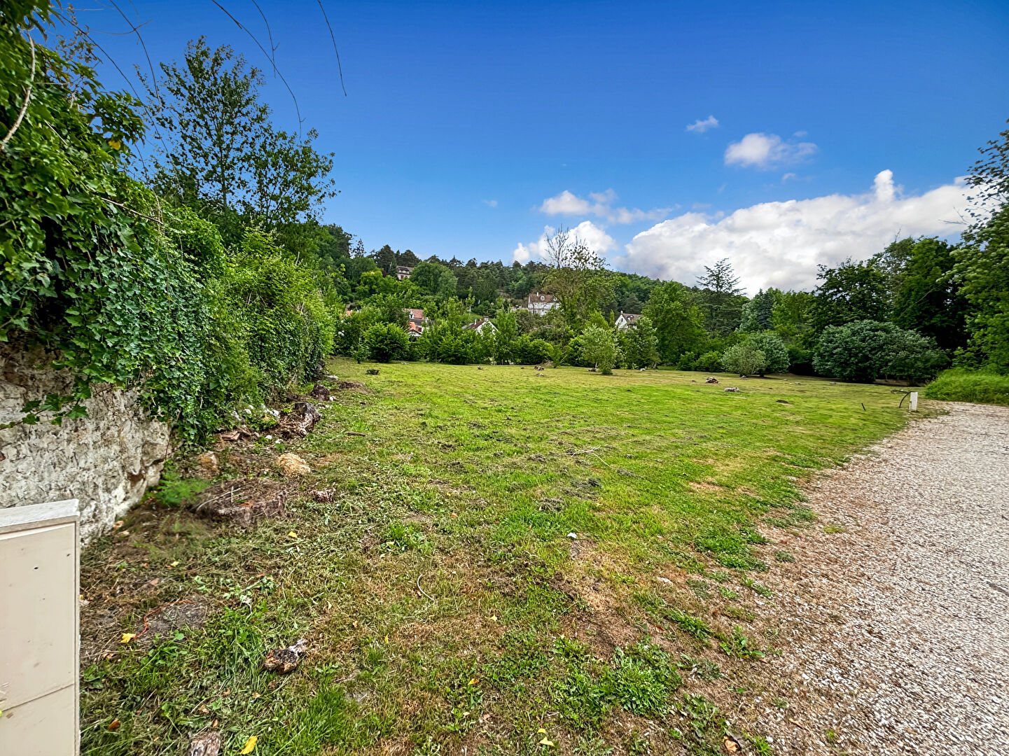 Terrain SACLAS (91690) 780.00 m²